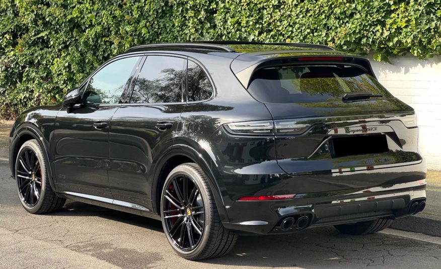 2023 PORSCHE CAYENNE GTS 4.0L 460CV V8 Turbo BV8