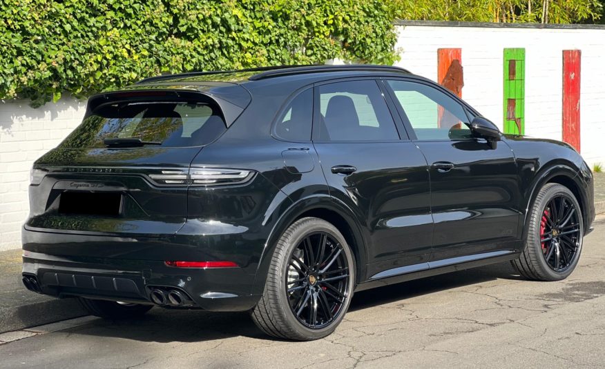 2023 PORSCHE CAYENNE GTS 4.0L 460CV V8 Turbo BV8